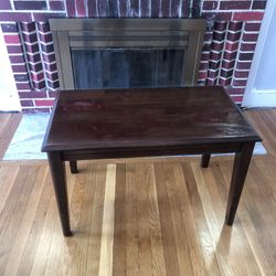 Very Good Condition A Hardwood Table 