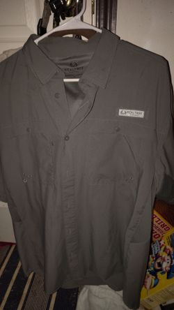 Men's button up shirt. Realtree fishing