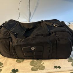 6 pack fitness meal prep duffel bag with cooler that has 6 slots for containers(349)49