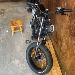 Fairly New Ridstar Q20 Rode About 5 Times Everything Still Works And Has It’s Own Fix Tool Thing And 20 Inch Wheels And Comes With Battery   