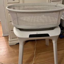 Baby Items: 4Moms Basinet, Uppababy Basinet,  Moby wrap Carrier & More.