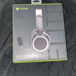 Wireless Titan Headset (Comes with wire)