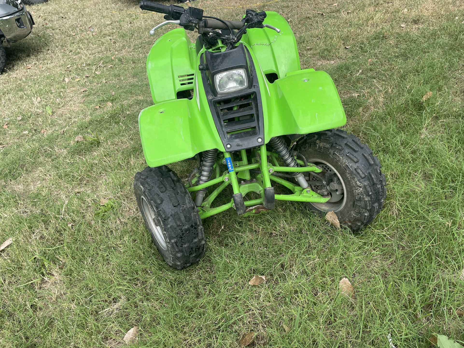 (Kawasaki 250) . Honda , Yamaha,polaris,zuzuki.