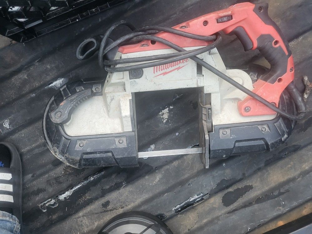 Bandsaw Milwaukee