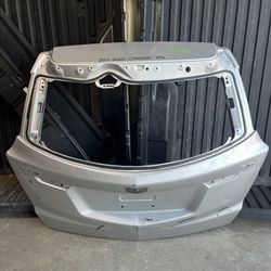 2017-2018-2019-2020-2021-2022 CADILLAC XT5 LIFTGATE OEM USED