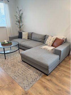 Joybird Holt sectional couch DELIVERY 🚚