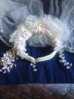 Wedding veil off white