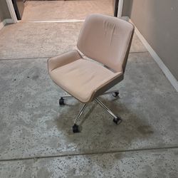 Pink Office Chair
