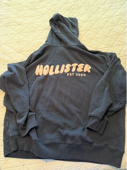 Hollister sweatshirt with hood L