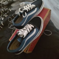 Women Size 7 Vans  $15 