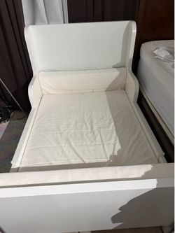 Expandable bed