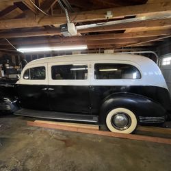 1942 Packard Henney