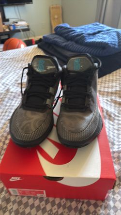 Nike baseball shoes
