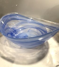 Artistic Accents Blue & White Swirl Art Oval Canoe Shaped Glass Bowl Approx 10 x 8 x 3.75