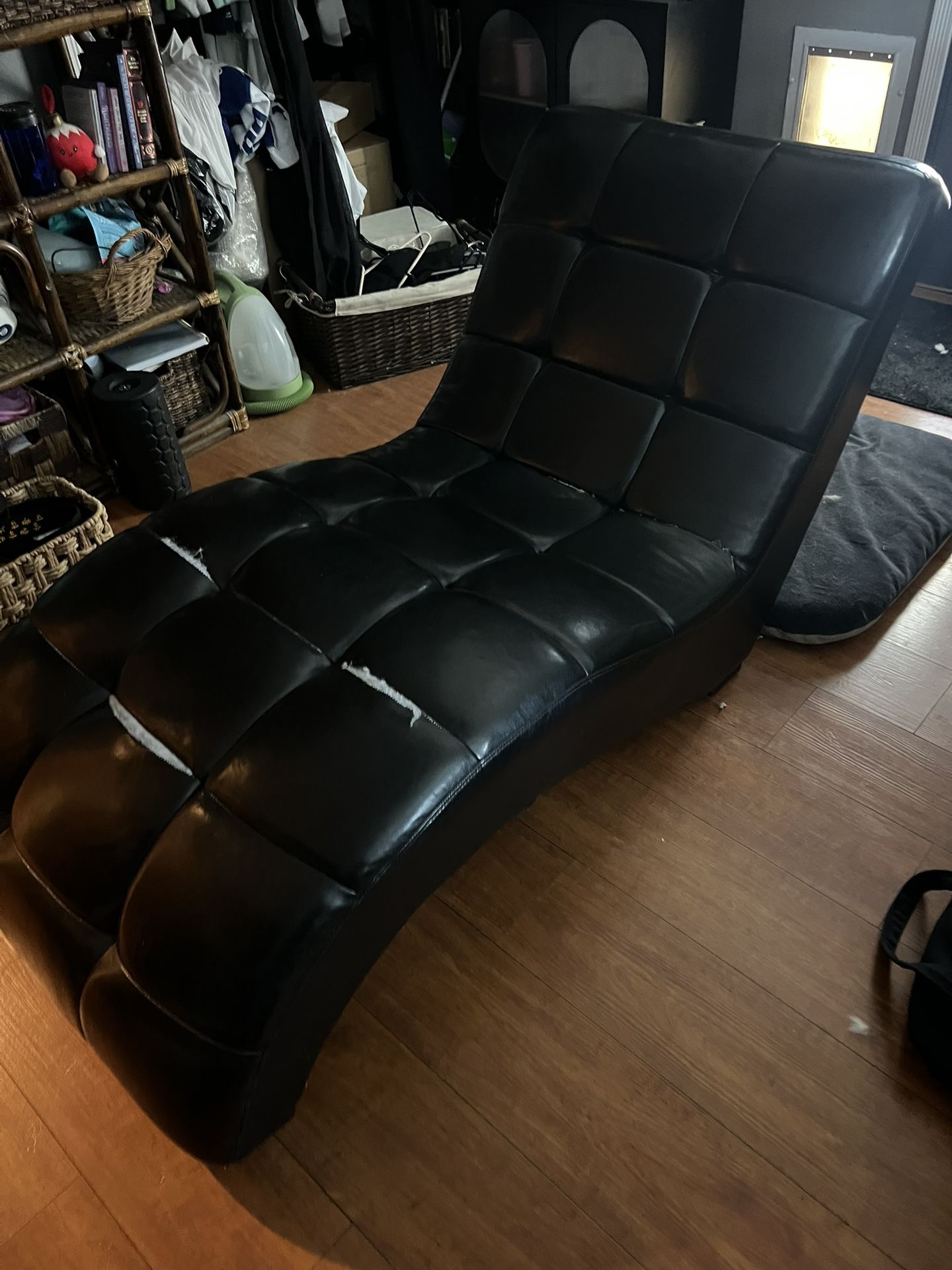 Free Chair
