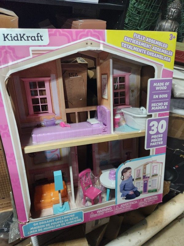New Kid Kraft Pink Doll House
