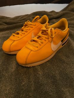 Yellow Cortez men size 12