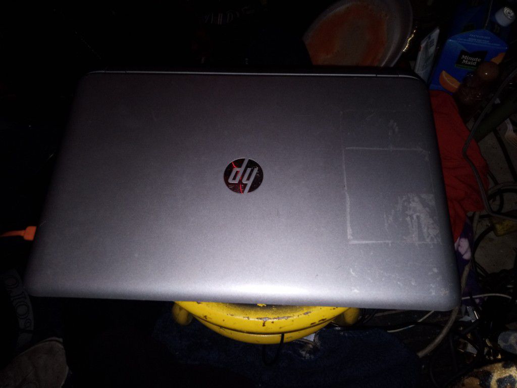 HP ENVY 17 NOTEBOOK LAPTOP W BEATS AUDIO AND 16 GB OF RAM