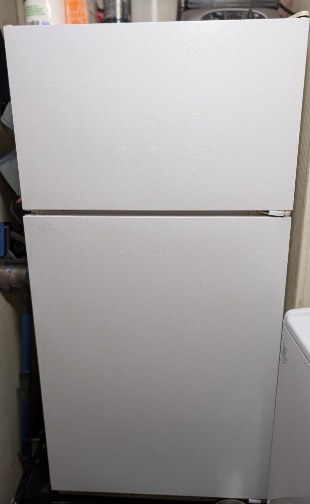 Amana Refrigerator