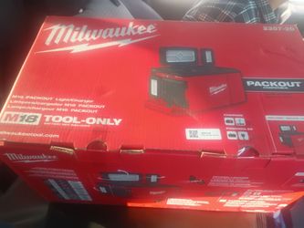 M18 light charger