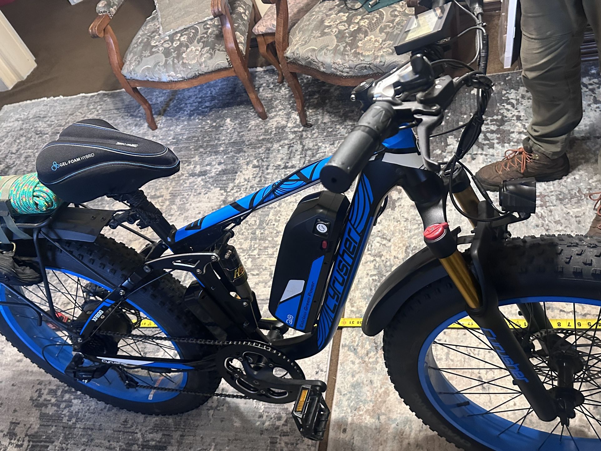 Hardly Used Cyrusher XF800 E- Mountain Bike