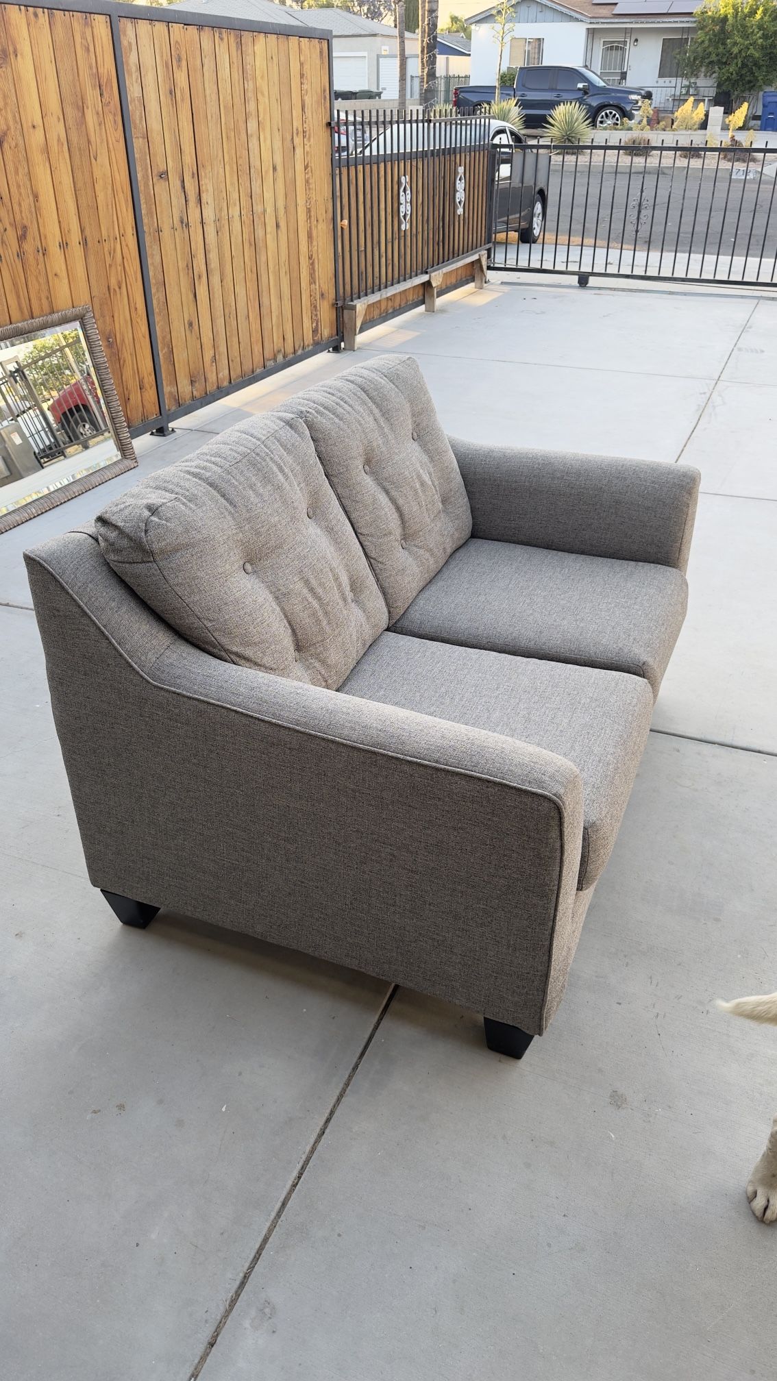 Love Sofa