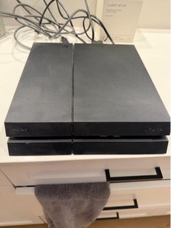 PS4 with one remote.