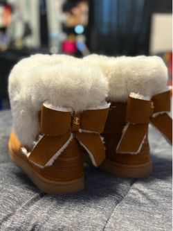 Juicy Couture boots size 7