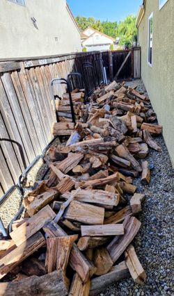 A Lot Of Split & Seasoned Firewood 