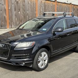 2010 Audi Q7 TDI Premium Plus - 3RD Row Seating