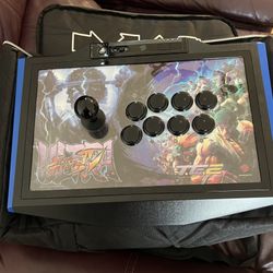 Madcatz TE2 Arcade Stick 