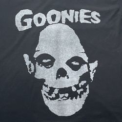 Goonies Preowned Large T-shirt