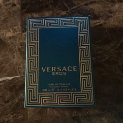 Selling designer cologne Versace Eros eau de parfum