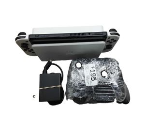 Nintendo Heg-001 32 Gb White Portable Video Game System