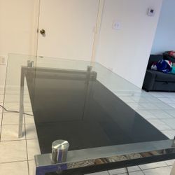 Dining Table For 6/ Mesa De Vidrio 6 Puestos