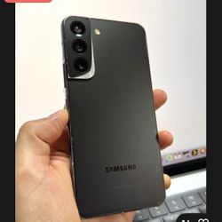 Samsung S22