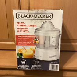 Black & Decker 32oz Citrus Juicer
