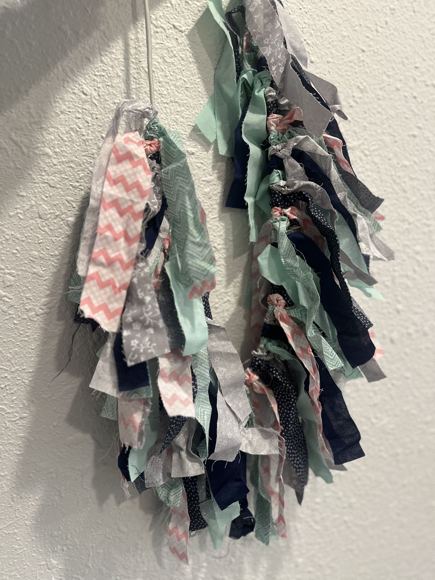 41” Rag Tie Garland Banner