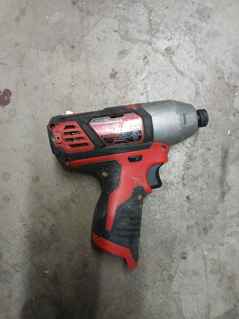 Milwaukee M12 Impact Driver
