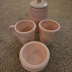 Adorable Heart Dish Set