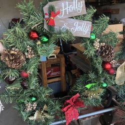 Holly And Jolly Wooden Sign Wreath 