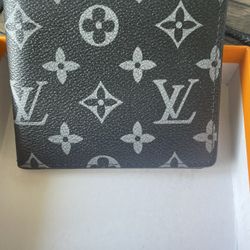 Men’s LOUIS VUITTON WALLET 