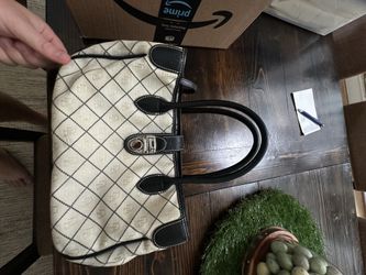 Dooney & Bourke purse