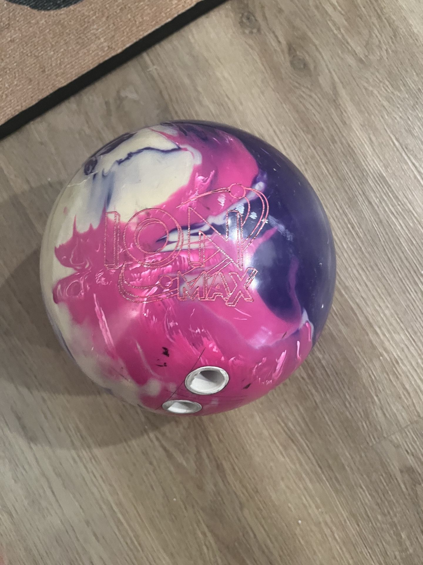 Ion max - bowling ball