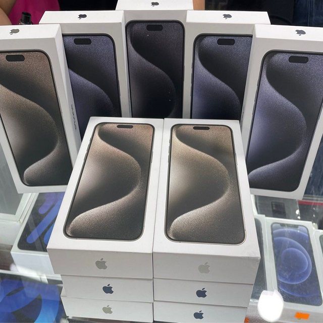 Apple iPhone 13 Pros - 15 Pros