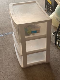 3-Drawer Plastic Storage