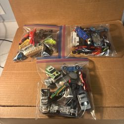 GRAB BAG OF TOY CARS (Milwaukie,OR)