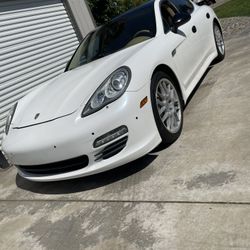 Porshe Panamera
