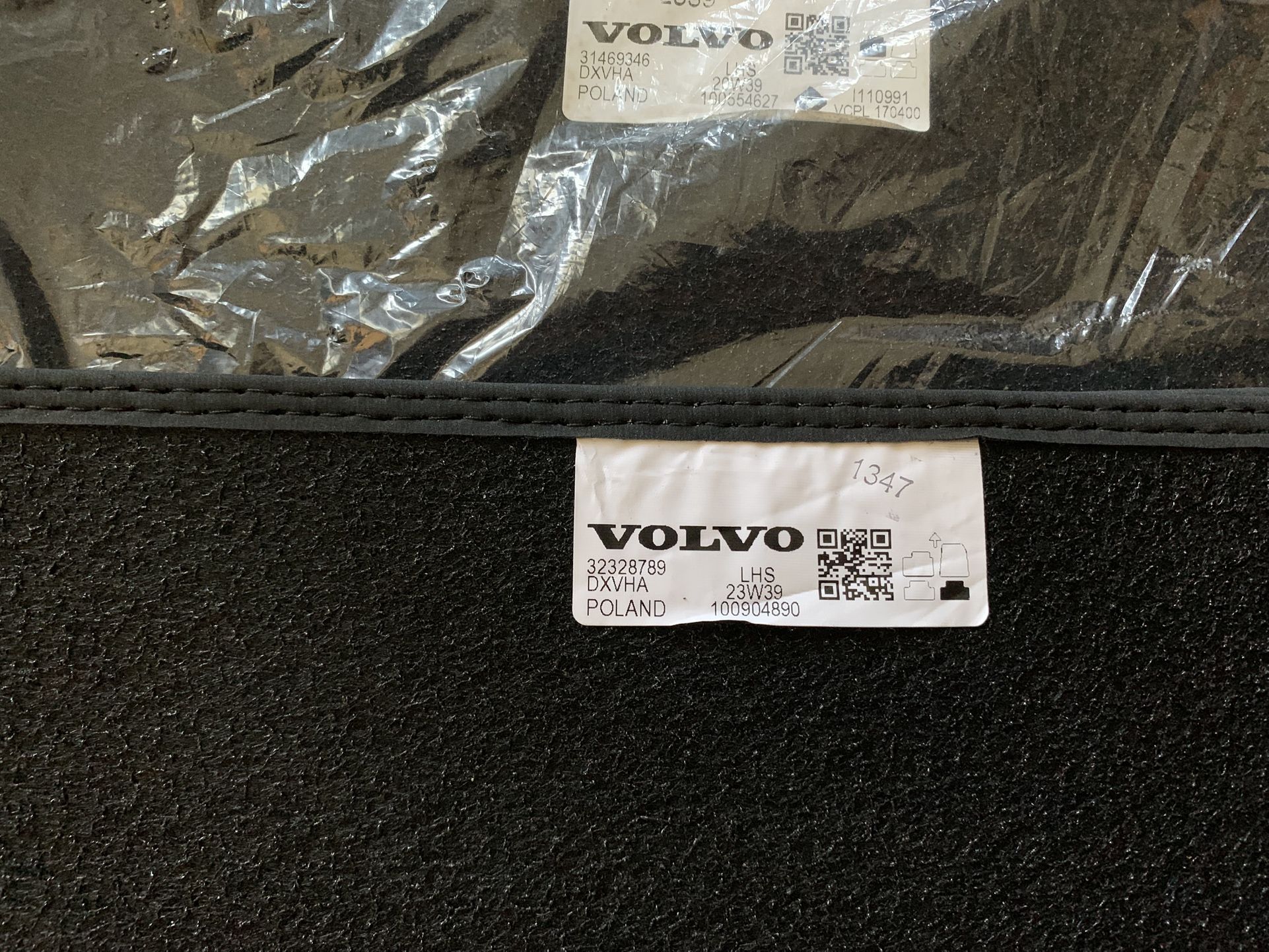 Volvo XC40 OEM Carpet Floor Mats
