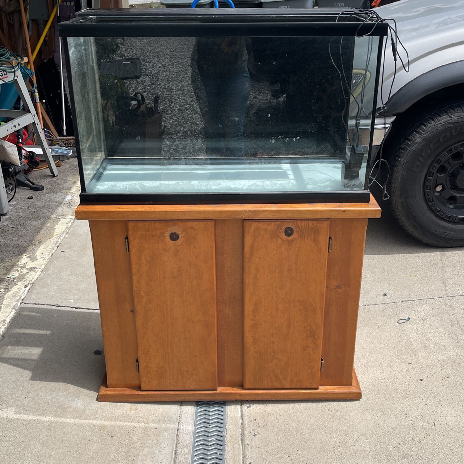 55-60 Gallon Fish Tank With Stand And Lights